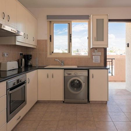Apartamento Royal Seacrest Crown-Jewel, 2B, Pools, Sea, Center Paphos Exterior foto