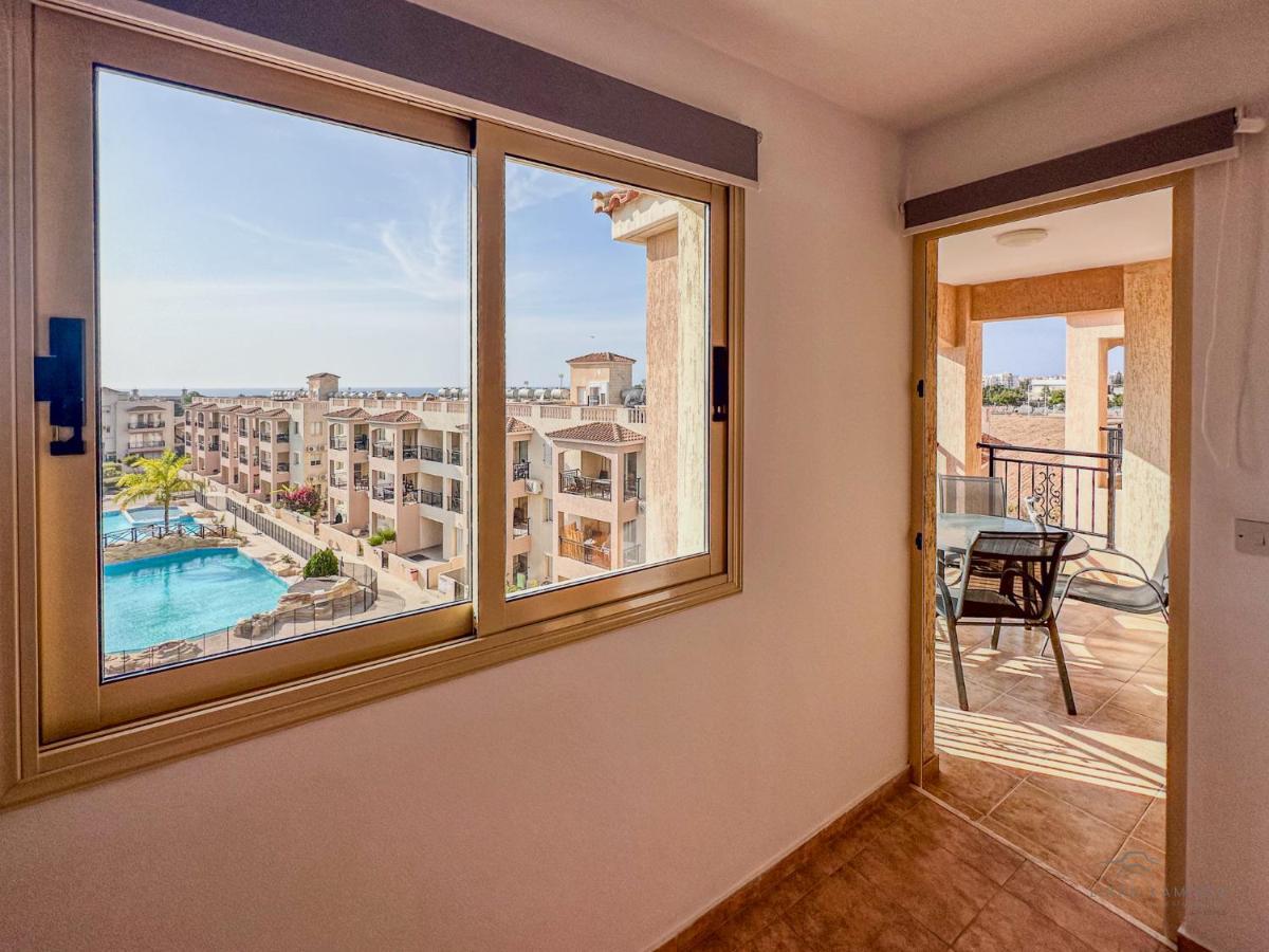 Apartamento Royal Seacrest Crown-Jewel, 2B, Pools, Sea, Center Paphos Exterior foto